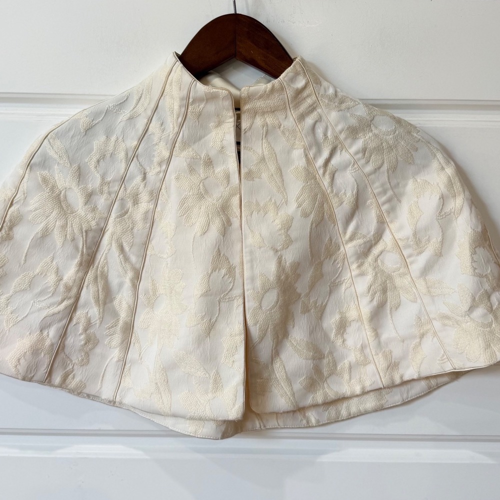 Alexis Cream Floral Jacquard Capelet Floral Embroidery Medium Coquette Formal